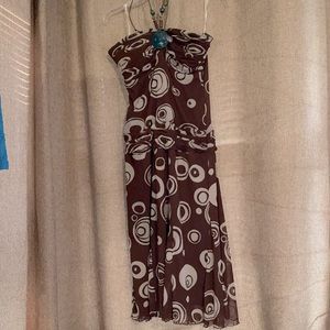 Strapless brown with cream swirls